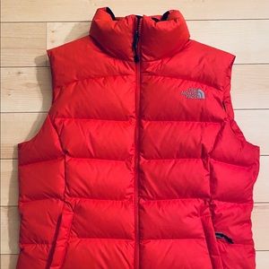 Brand new! Size M Pink North Face puffy vest